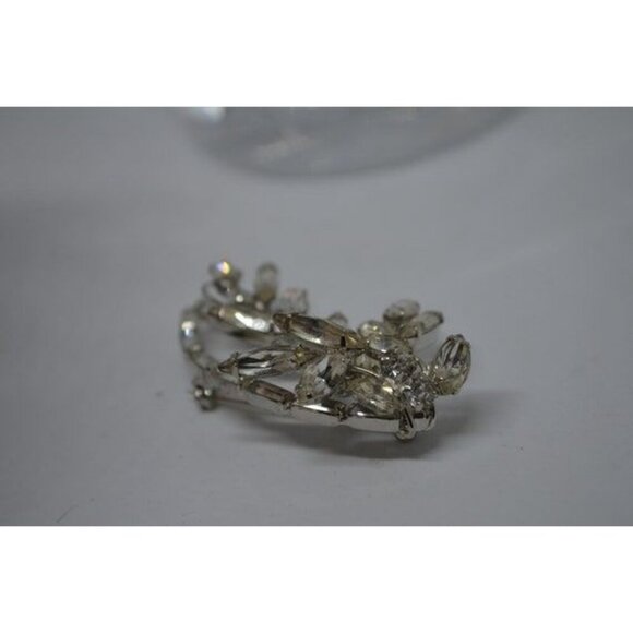 Leaf Shape Marquise Rhinestone Brooch Clear Stone Pin Vintage Costume Jewelry - Picture 6 of 9